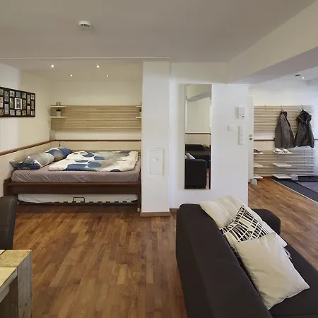 Ferienwohnung * Кенцинген